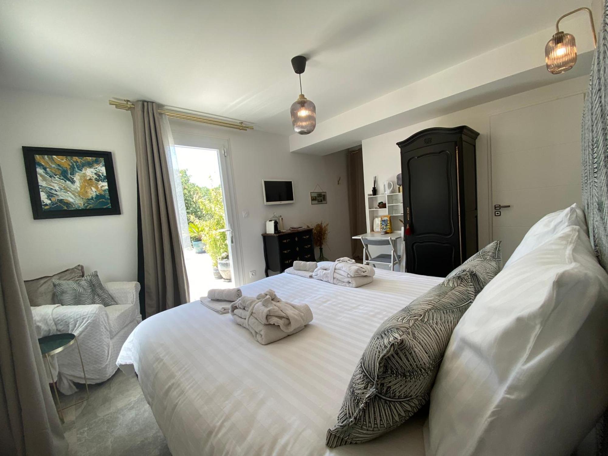 Villa Alba En Provence Besse-sur-Issole ภายนอก รูปภาพ